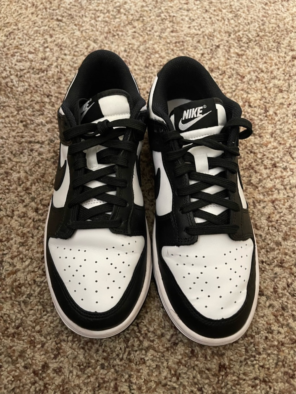 Nike Dunk Low Retro “Panda” (Black/White)
Women’s Size 7.5 / Men Size 6